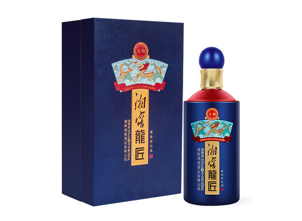 十堰回收湘窖龍匠天和酱香型53度白酒上门收购湘窖酒龙匠天和礼盒装