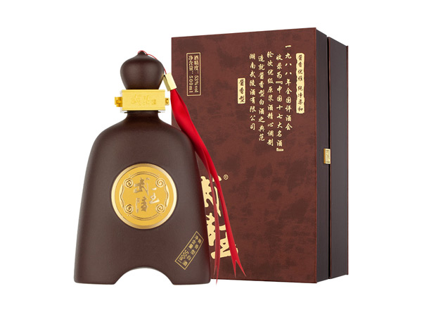 十堰武陵酒回收武陵王武王礼盒装白酒
