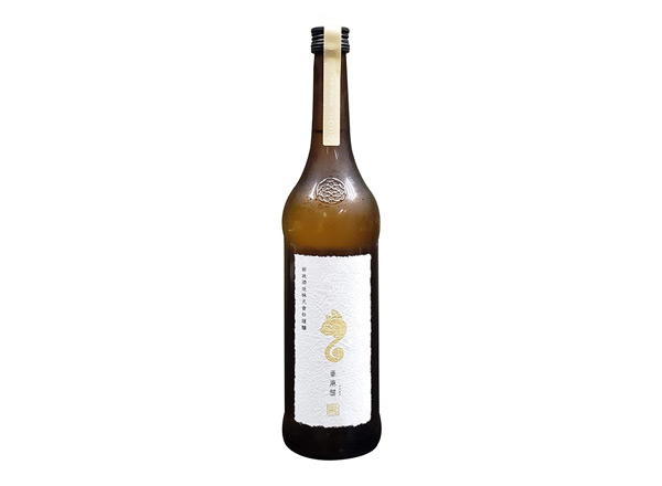 十堰日本清酒回收新政亚麻猫清酒新政酒造